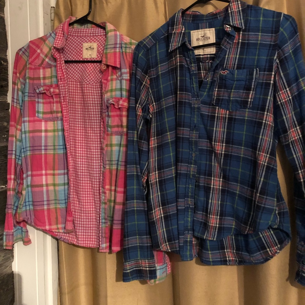 2 Hollister button ups